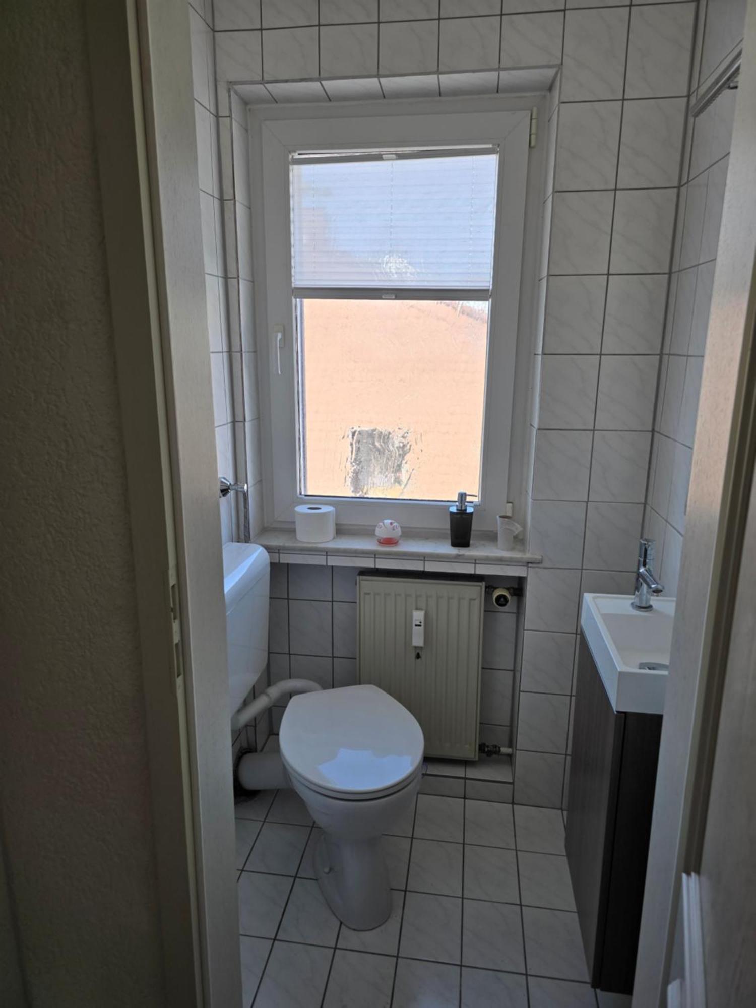 Apartment Ergste Am Ruhr 85 Sqm , 3 Minutes To A45 With Garage Schwerte Esterno foto